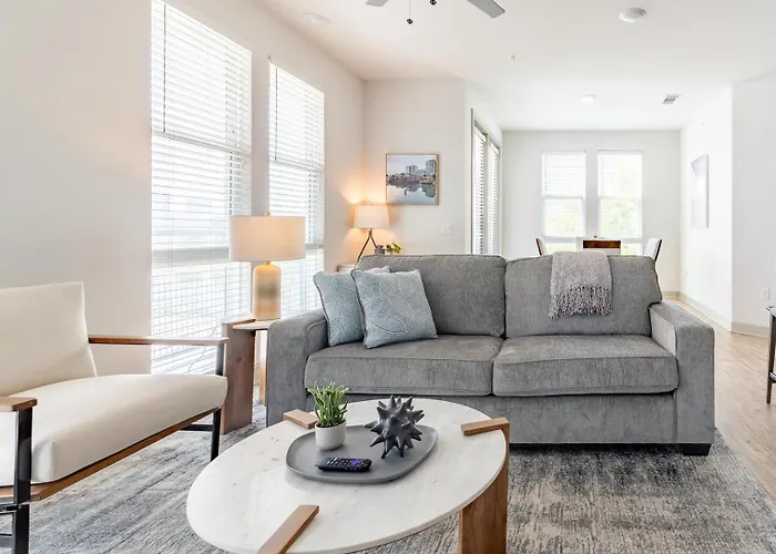 Landing Modern 2bd In Downtown Worth *