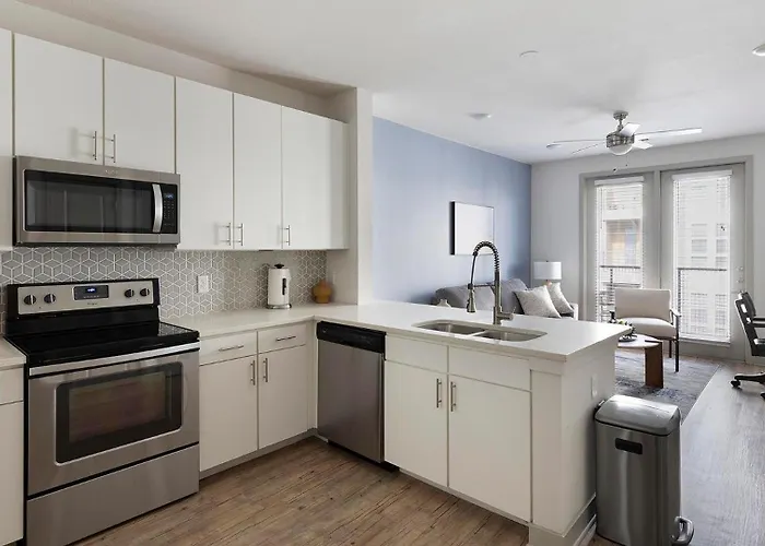 Landing Modern 2bd In Downtown Worth *