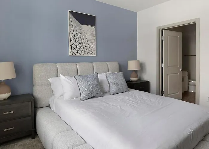 Apartment Landing Modern 2bd In Downtown Worth